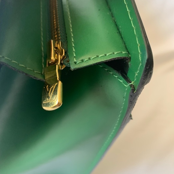 ❤️❤️SOLD❤️❤️Louis Vuitton Rivera bag - Picture 6 of 16